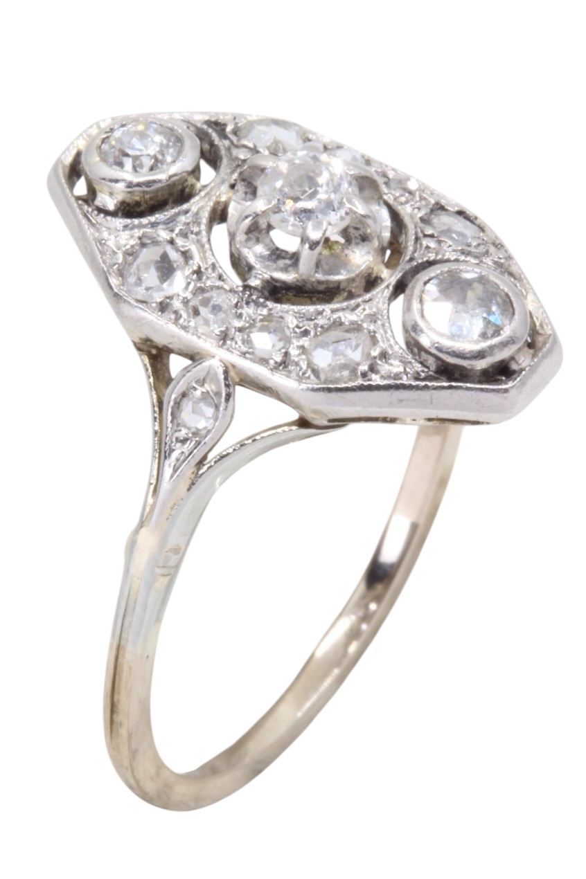 BAGUE ART-DECO DIAMANT