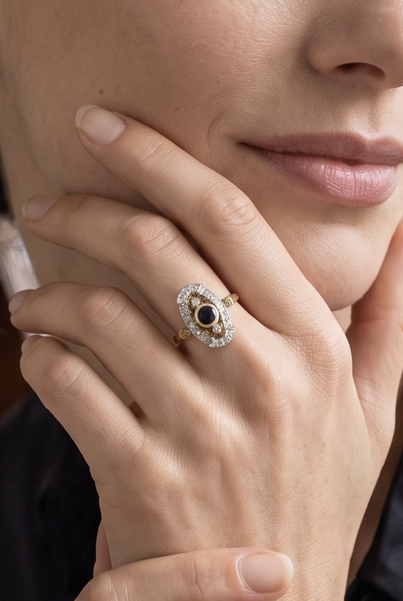BAGUE ANCIENNE SAPHIR ET DIAMANTS