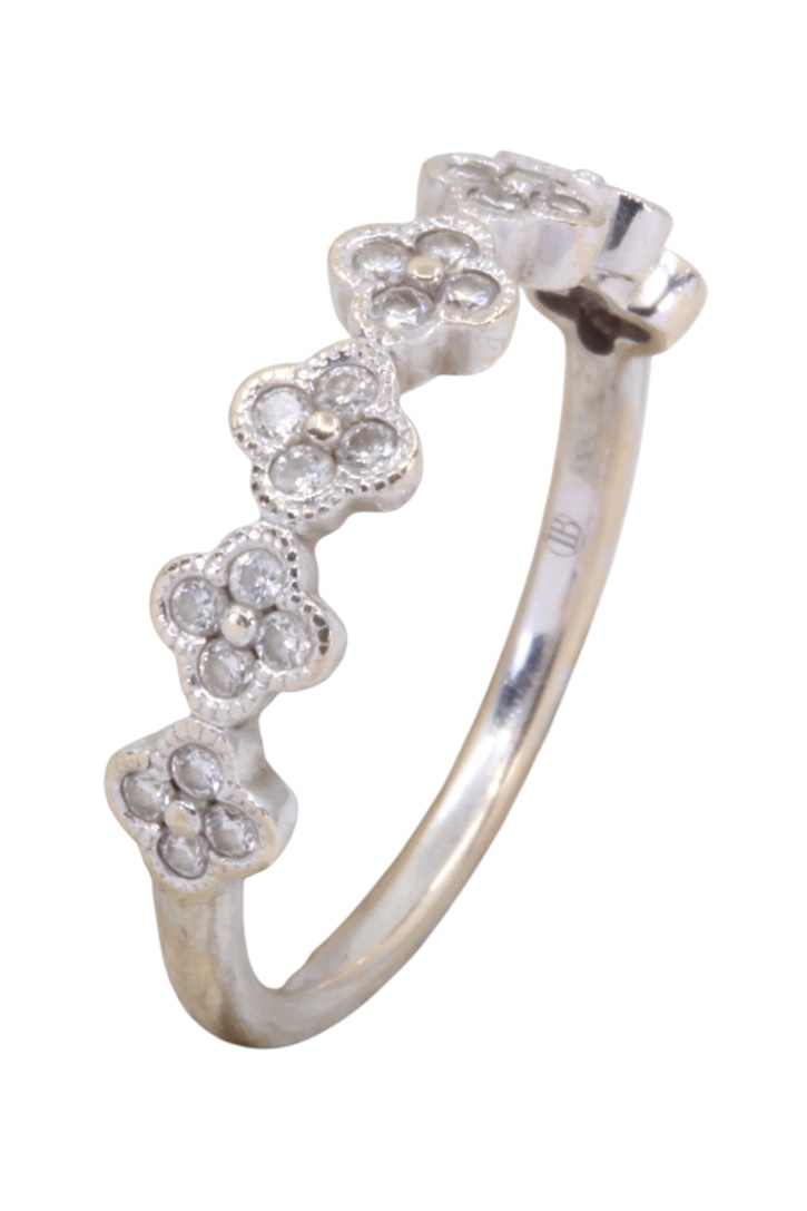 BAGUE TRÈFLES DIAMANTS