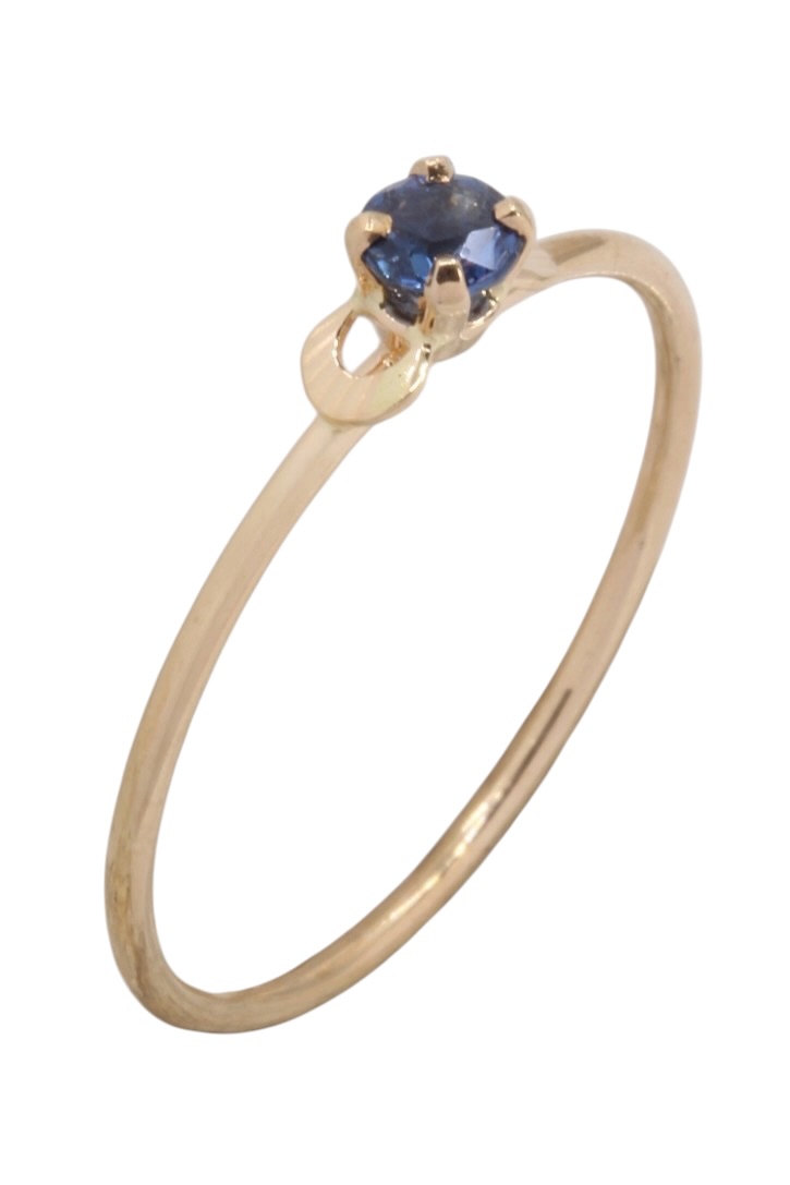 BAGUE MODERNE SAPHIR
