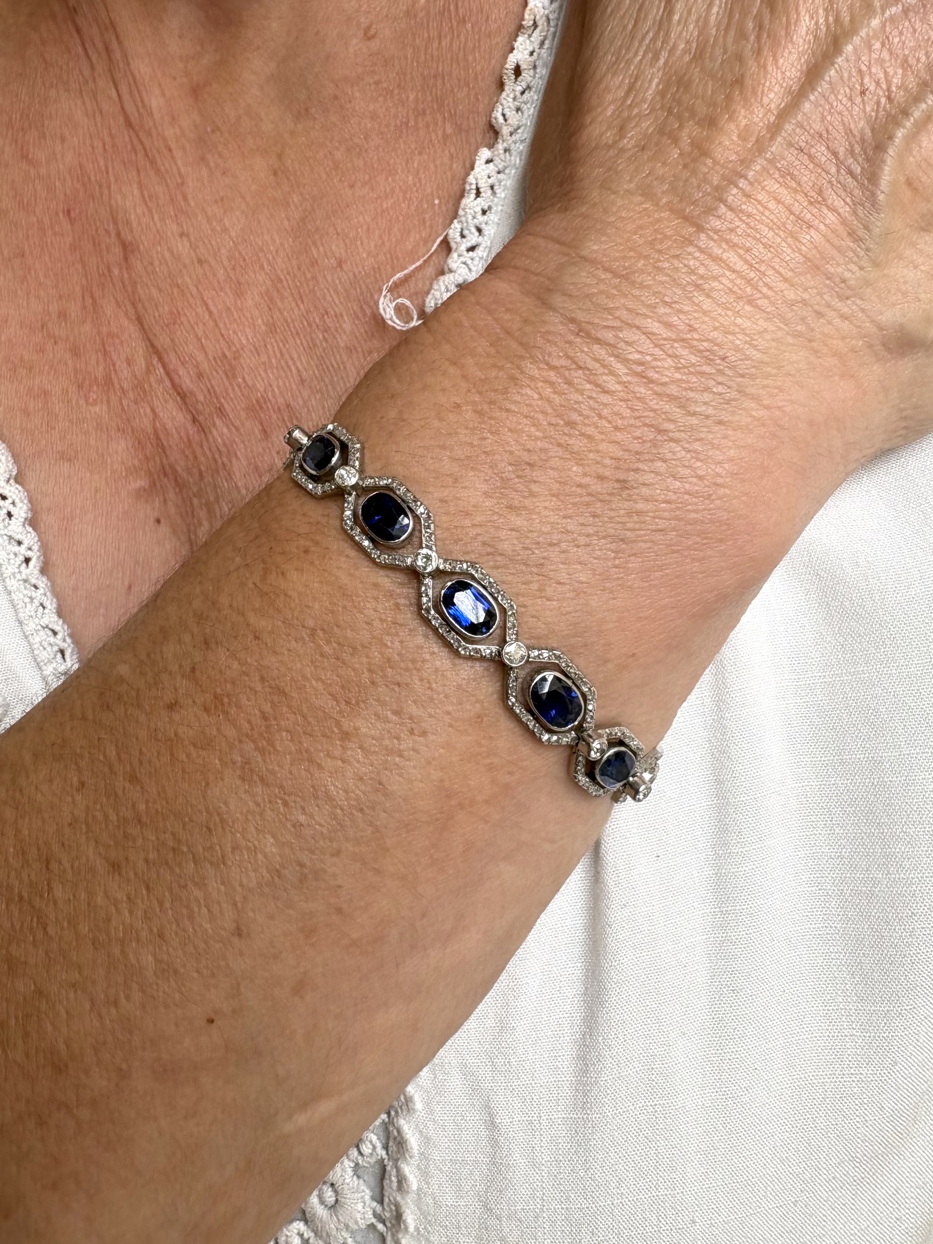BRACELET ART-DÉCO SAPHIRS ET DIAMANTS