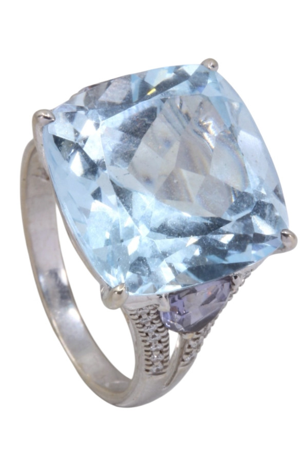 BAGUE ANCIENNE TOPAZE ET DIAMANTS