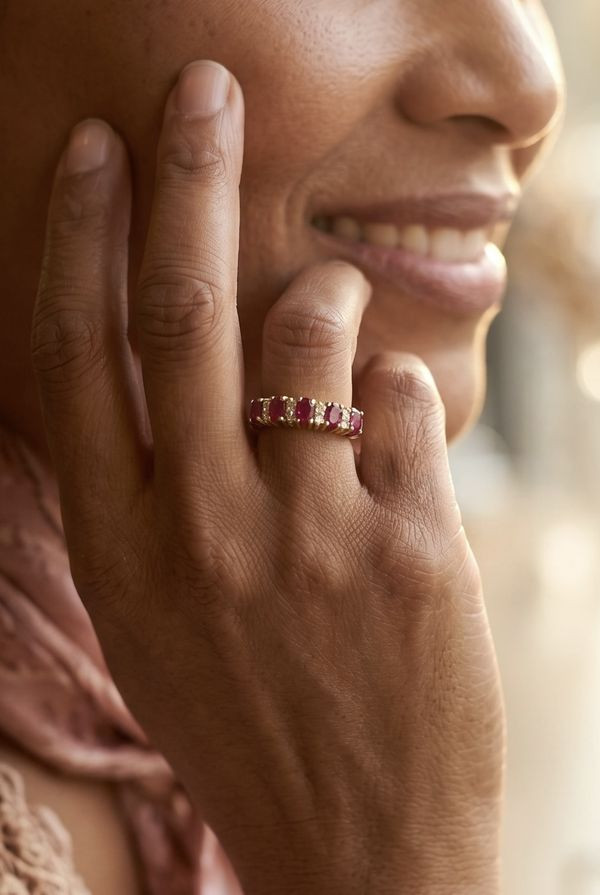 BGAUE JARRETIERE RUBIS ET DIAMANTS