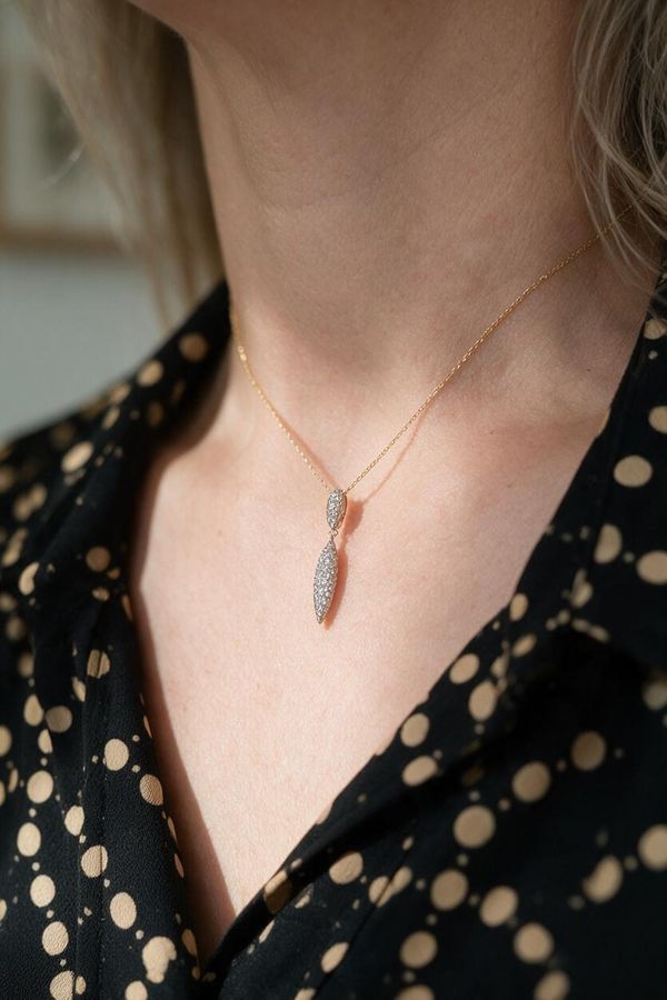 PENDENTIF GOUTTE PAVEE DIAMANTS